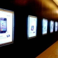 广州市增城势邦广告灯箱制品厂 专业打造水晶灯箱、广告魔镜与LED广告设计